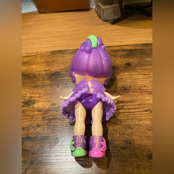 Bubble Trouble Grape Fun Doll - Picture 4 of 7